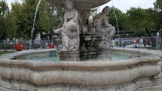 Danubius Fountain, Boedapest