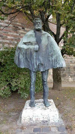 Statue of Mihaly Tancics, Boedapest