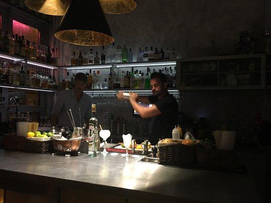 Warmup Bar, Boedapest