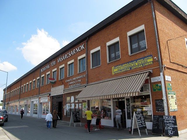 Bosnyak teri piac, Boedapest