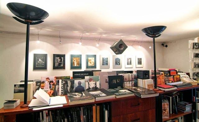Mai Mano Gallery and Bookshop, Boedapest