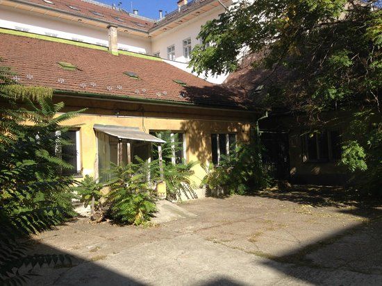 Het Glazen Huis, Boedapest